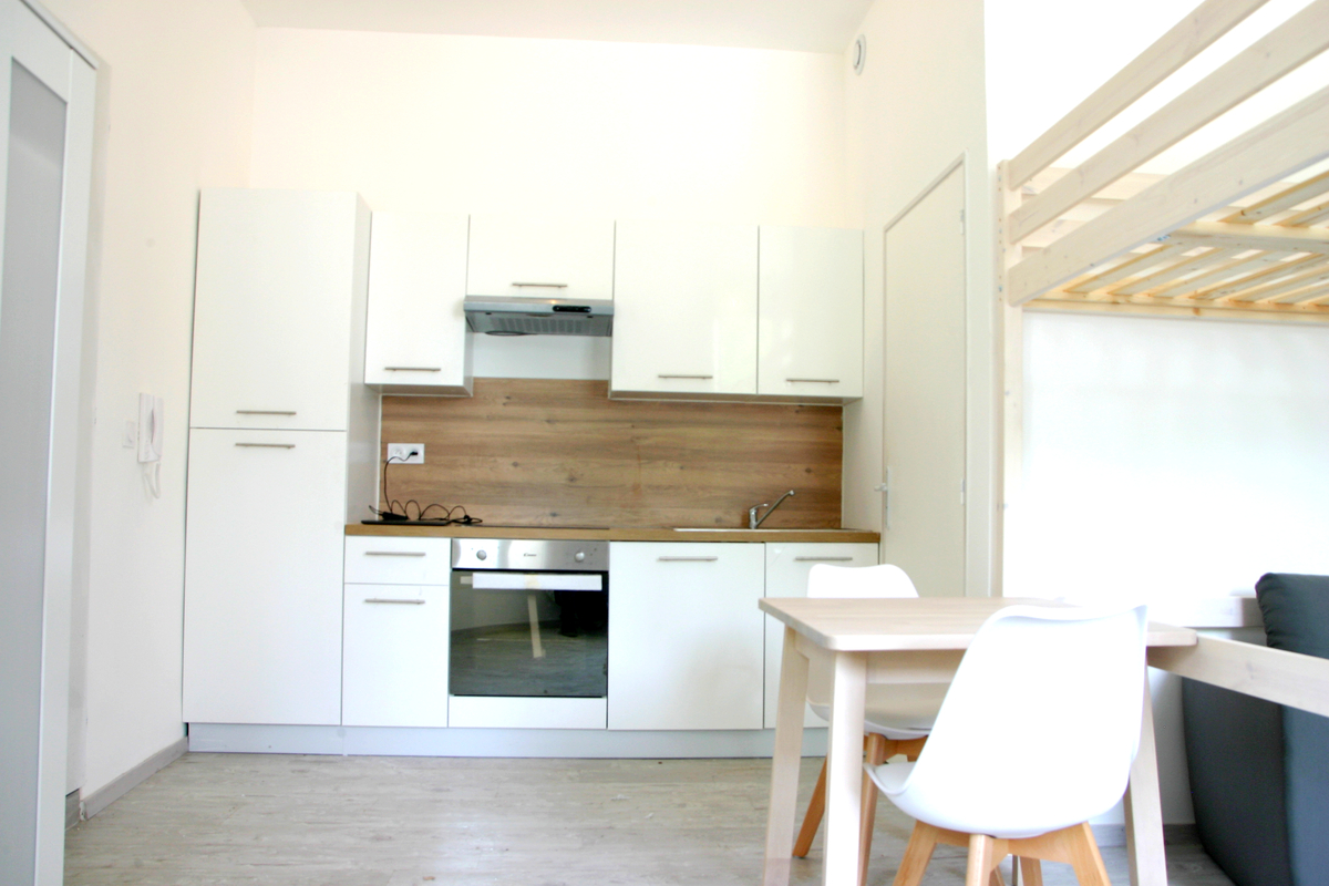 Studio moderne climatisé - photo