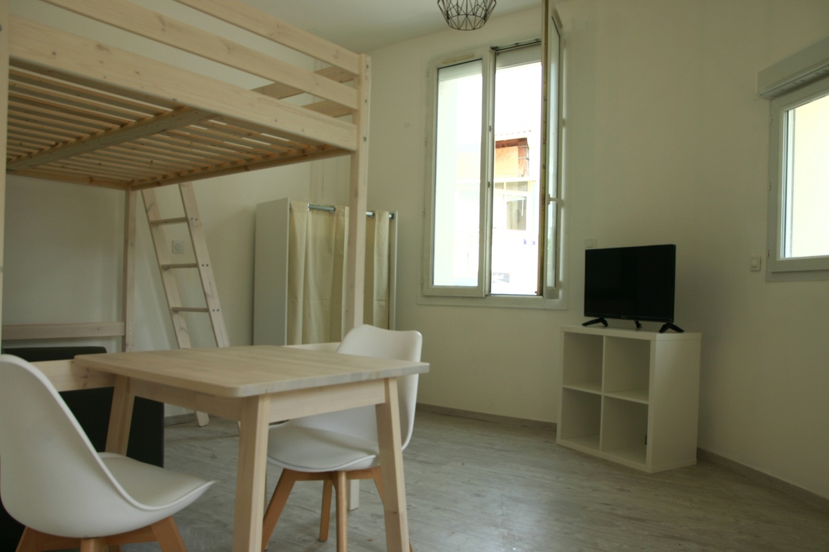 Studio moderne climatisé - photo